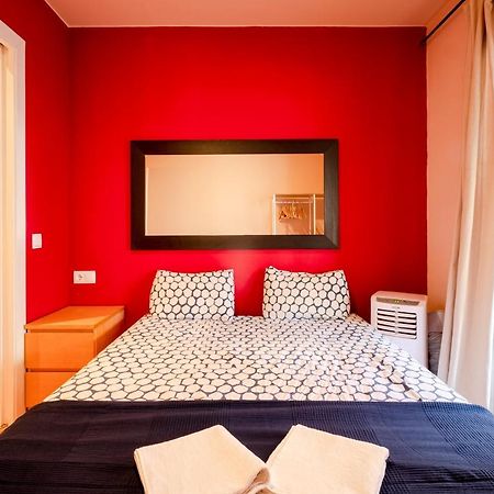 Three Bedroom Apartment In Sants Barcellona Esterno foto