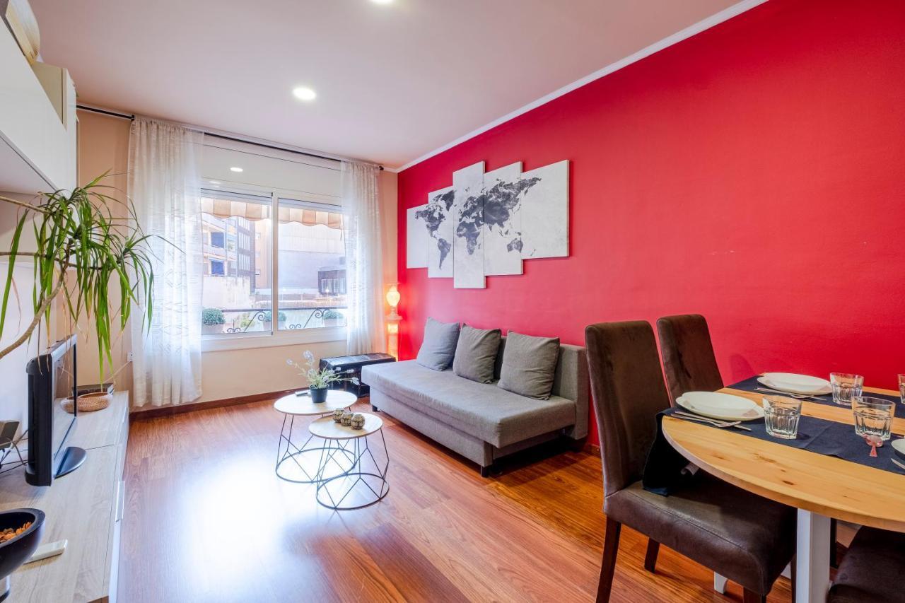 Three Bedroom Apartment In Sants Barcellona Esterno foto