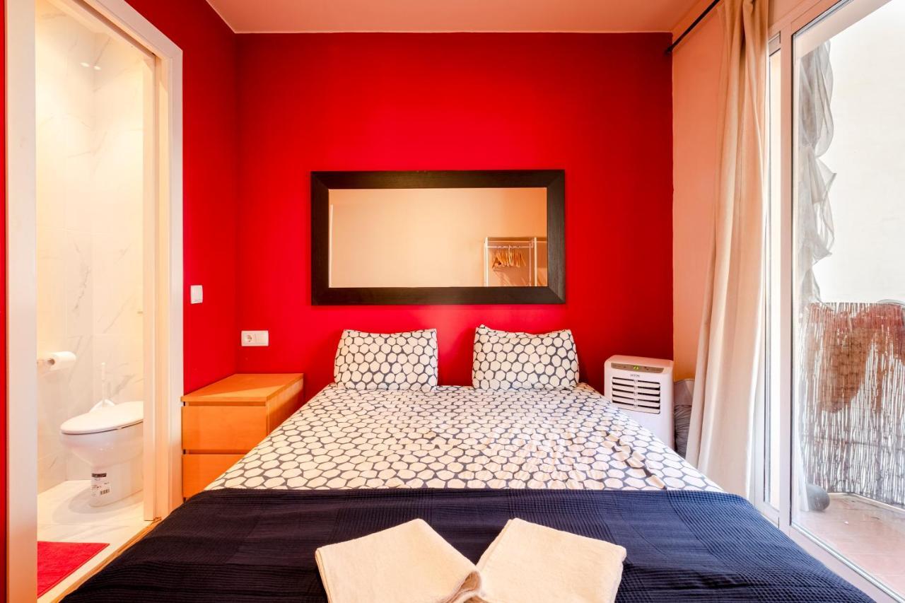 Three Bedroom Apartment In Sants Barcellona Esterno foto